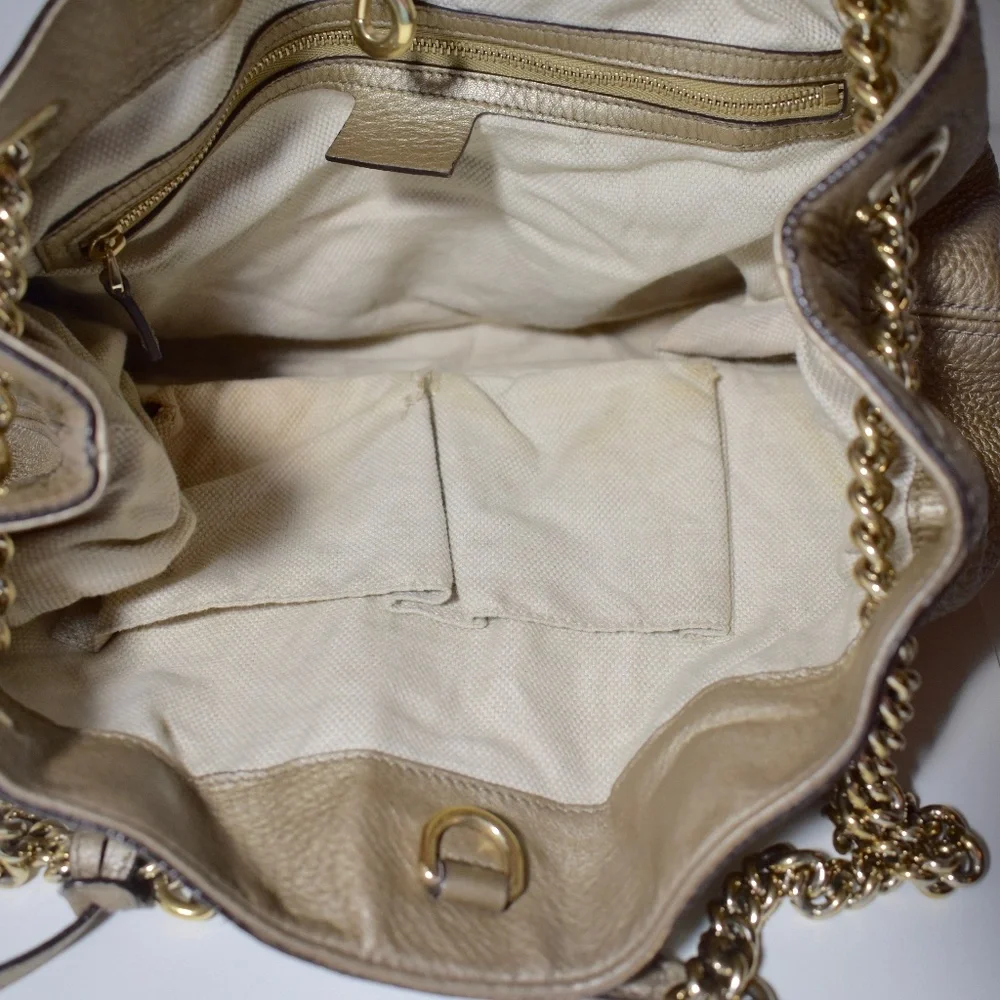 | GUCCI | Metallic | Pebbled- Calfskin| Medium Bag - Picture 14 of 16